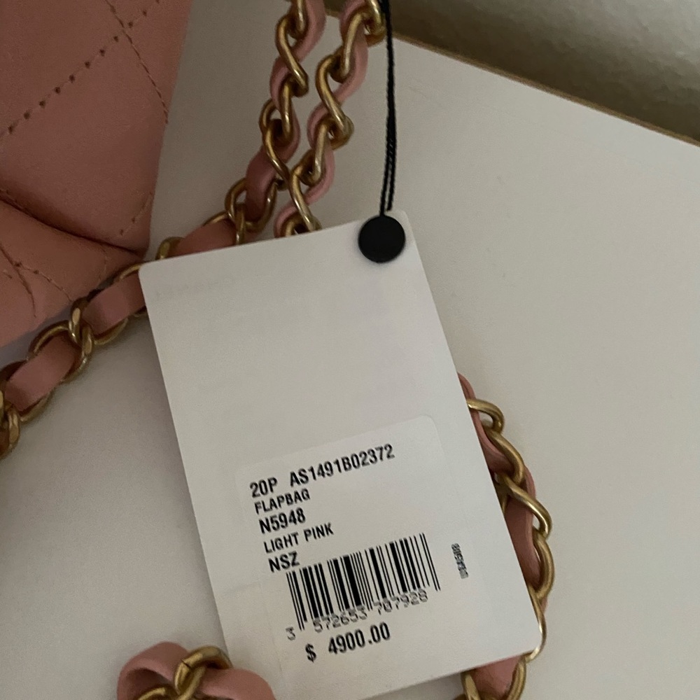 Chanel flap bag new!! - Picture 13 of 14